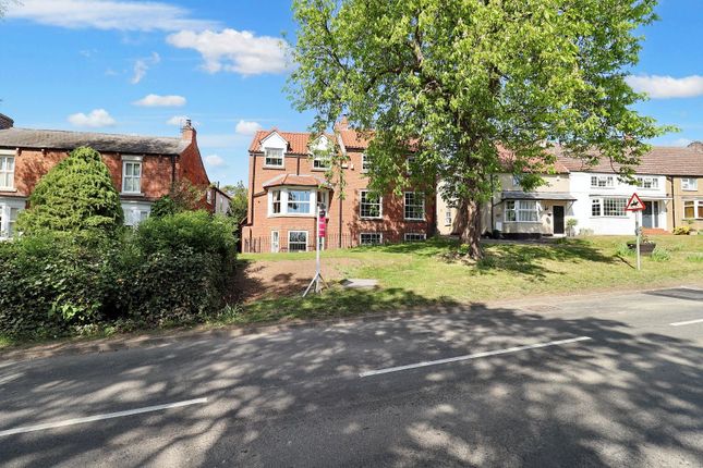 Lavender Cottage, 3B, The Green... 4 bed semi