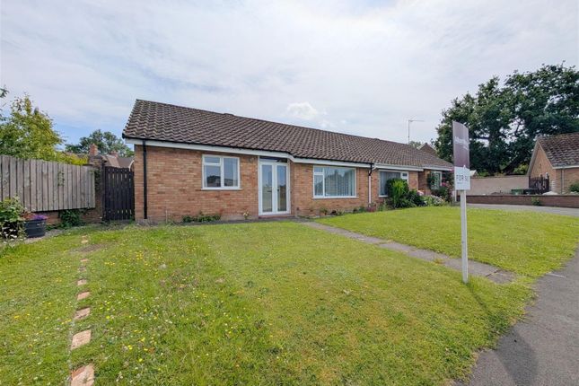 2 bedroom semi-detached bungalow for sale