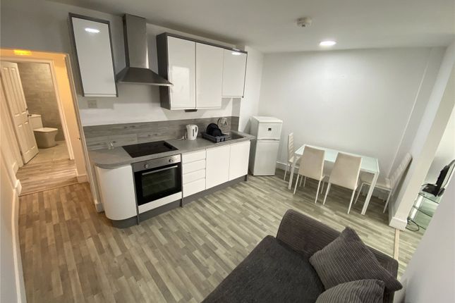 Garratt Lane, London, SW17 1 bed apartment for sale