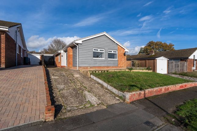 Silverdale Road, Tadley, RG26 3 bed detached bungalow for sale