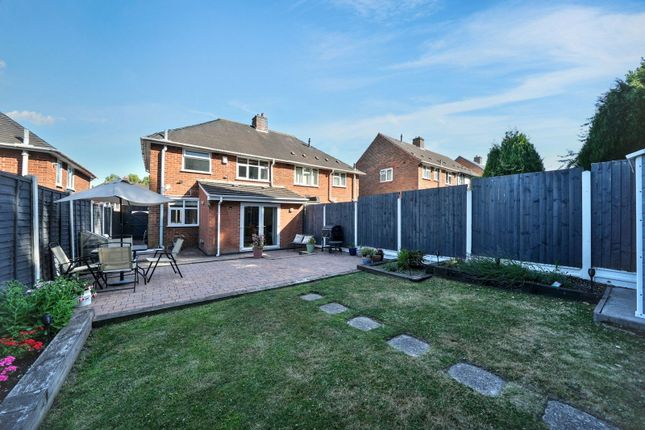 Laburnum Road, Wolverhampton WV4 2 bed semi