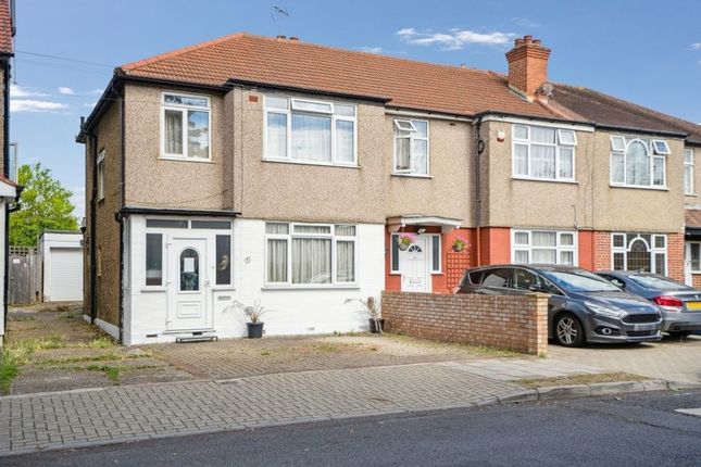Uppingham Avenue, Stanmore 3 bed end of terrace house for sale