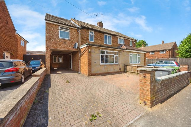 6 bedroom semi-detached house for sale