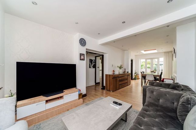 4 bedroom terraced house for sale