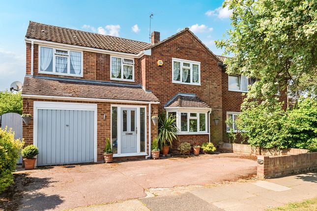 Briar Road, Shepperton, TW17 5 bed semi