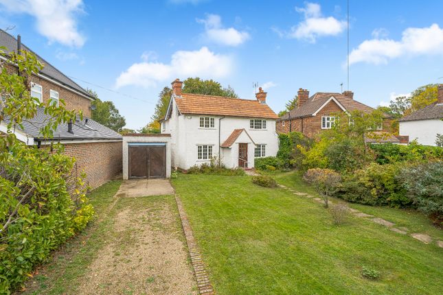 Orchard Road, Guildford GU4 4 bed detached house for sale