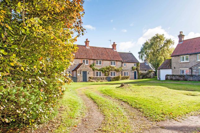 The Square, Elmton, S80 5 bed cottage for sale