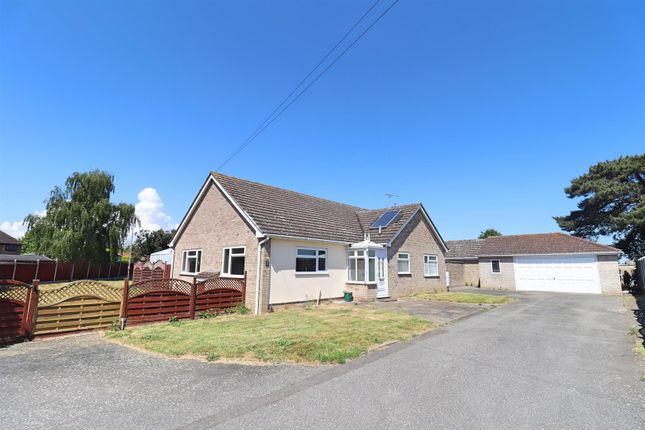 Motts Close, Braintree 3 bed detached bungalow for sale