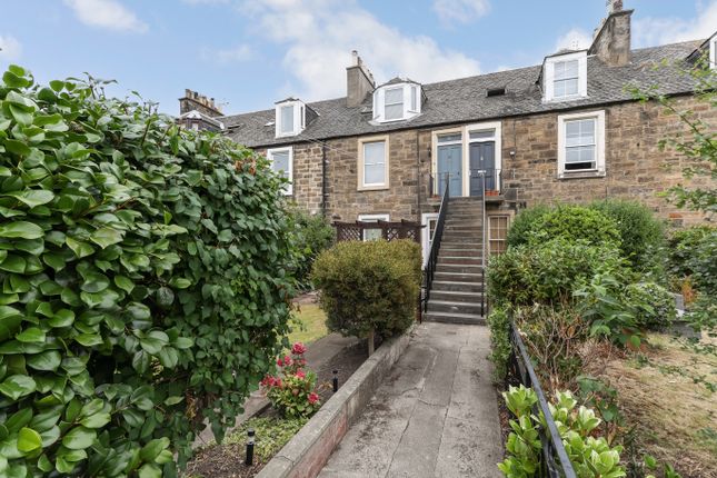 18 Hawthornbank Terrace, Edinburgh... 3 bed flat for sale