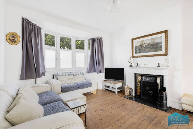 Clifton Road, London, N3 4 bed terraced house for sale