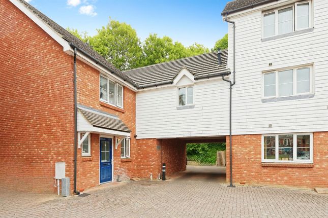 2 bedroom coach house for sale