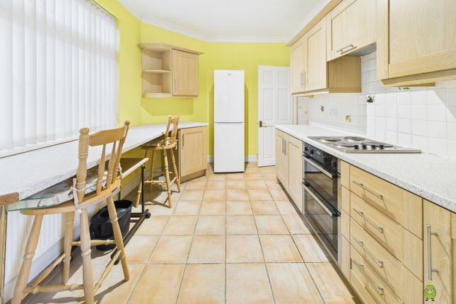SWANBRIDGE ROAD, BEXLEYHEATH, DA7 2 bed semi