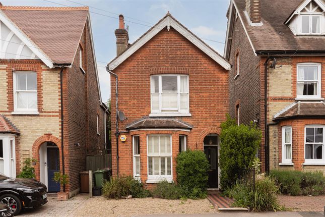Deerings Road, Reigate 3 bed detached house for sale