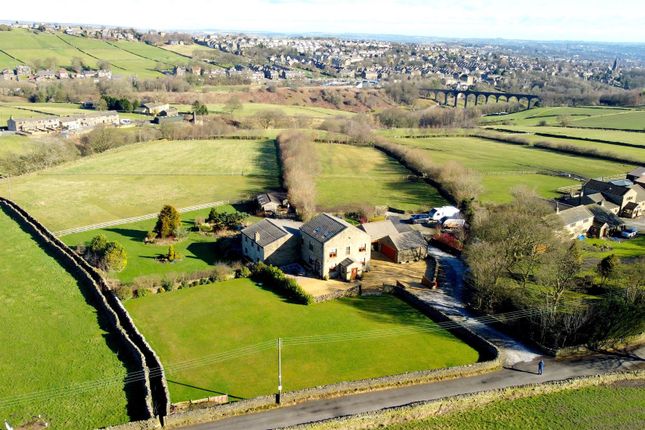 Malt Kiln Lane, Thornton, Bradford 5 bed link detached house for sale