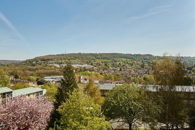 Saffron Court, Bath BA1 3 bed apartment for sale