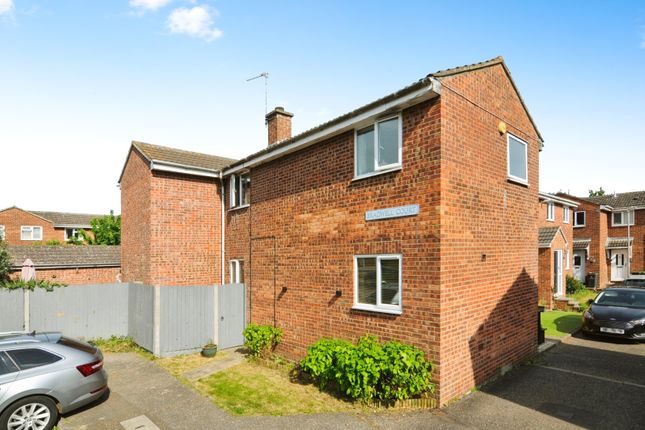 3 bed end terrace house