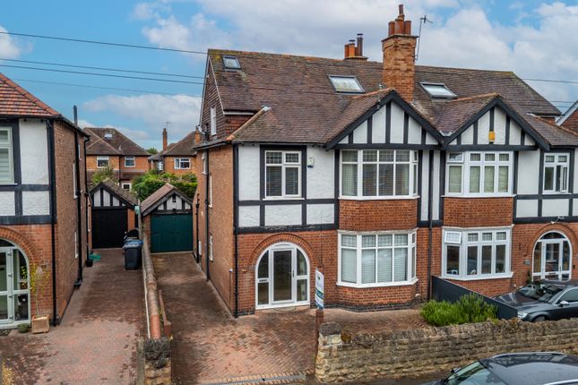 4 bedroom semi-detached house for sale