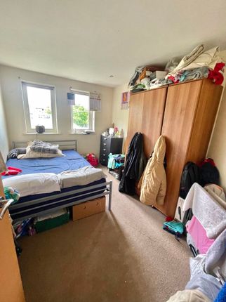2 bed flat