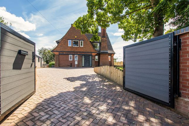 The Spinney, Ellesmere Road, Forest Town 4 bed detached house for sale