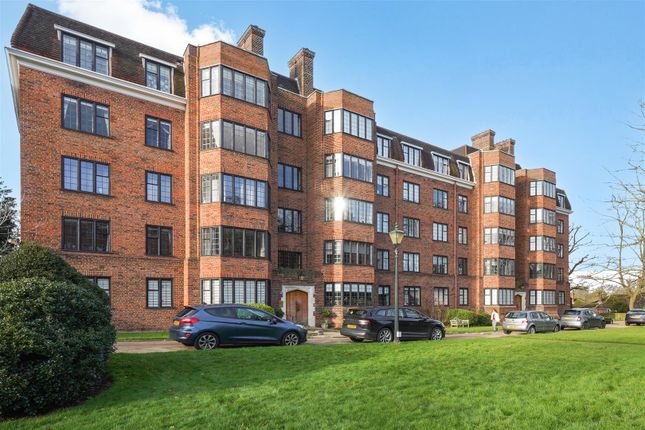 Glenalmond House, Manor Fields... 3 bed flat for sale