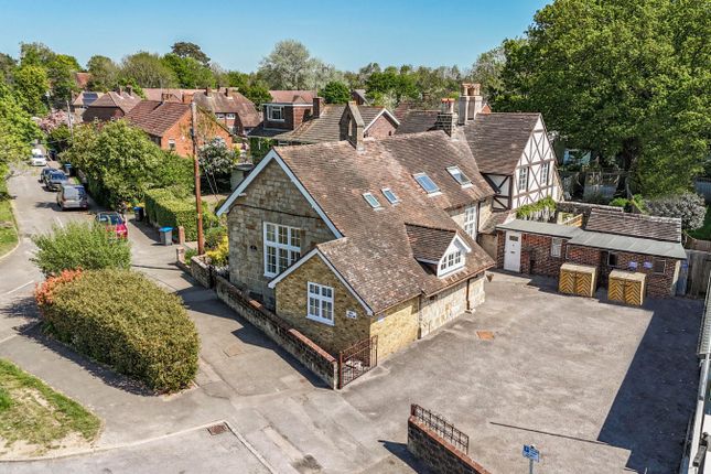 London Road, Sayers Common, Hassocks... 2 bed semi