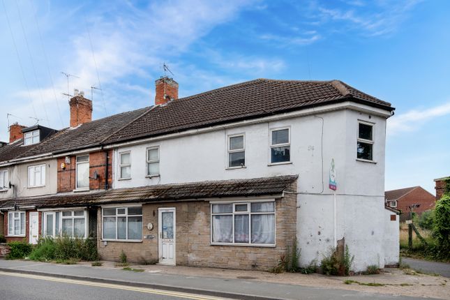 5 bedroom end of terrace house for sale