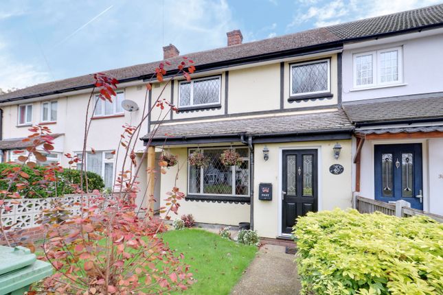 Fullarton Crescent, South Ockendon RM15 2 bed terraced house for sale