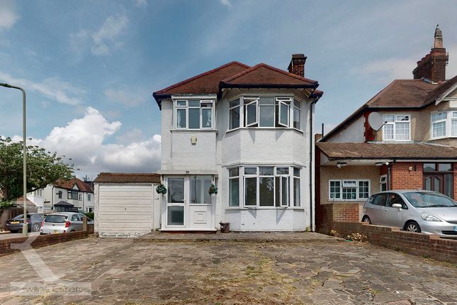 4 bed detached house