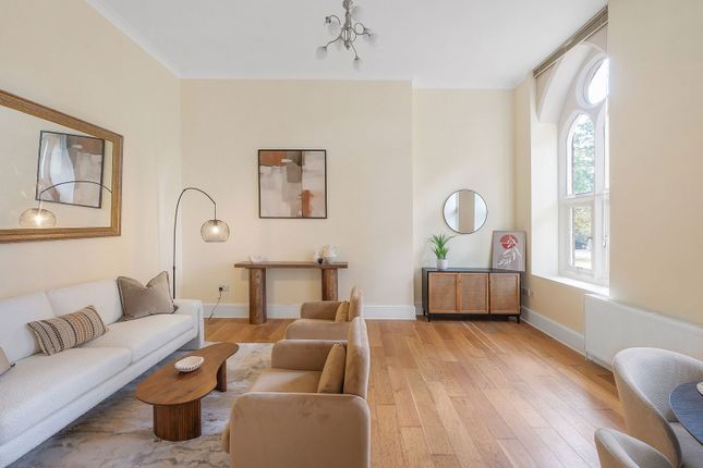 Borough Road, Isleworth TW7 2 bed flat for sale