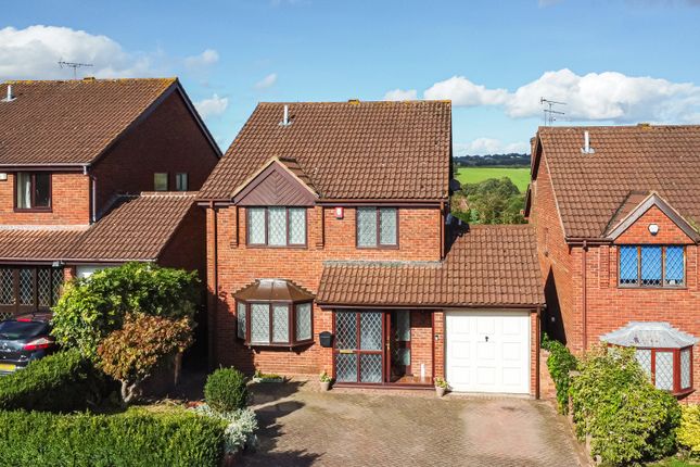 4 bed detached house