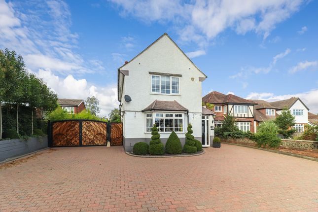 Bucknalls Lane, Watford, WD25 3 bed detached house for sale
