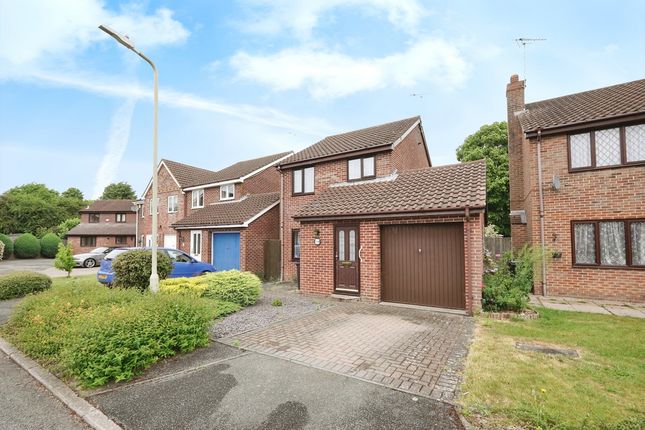 Barnberry Close, Ashford, TN23 5 3 bed detached house for sale