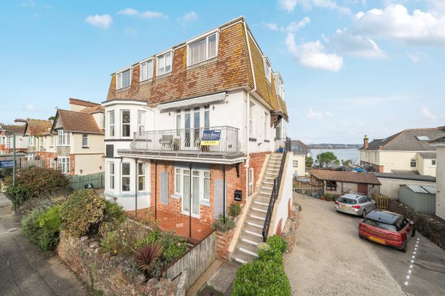 4 bedroom maisonette for sale