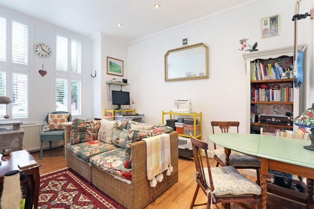 Hurstbourne Road, Honor Oak, SE23 1 bed flat for sale