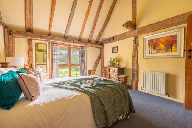 Marley Lane, Battle 5 bed barn for sale