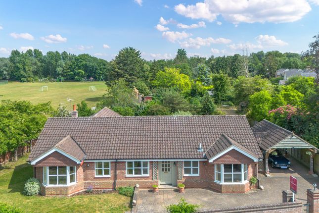 Station Road, Royston SG8 4 bed detached bungalow for sale