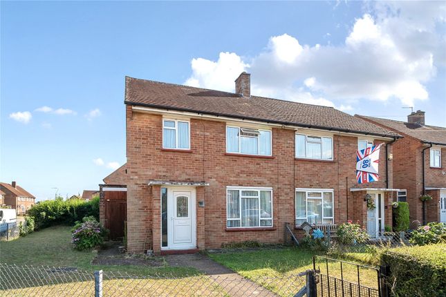 St. Christopher Road, Uxbridge, UB8 2 bed semi