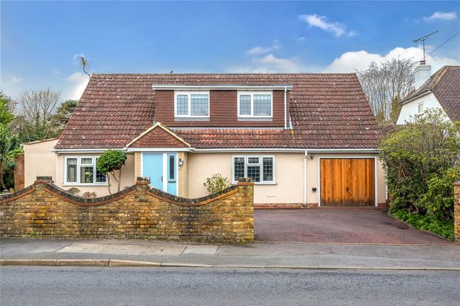MacDonald Road, Surrey GU18 4 bed detached house for sale