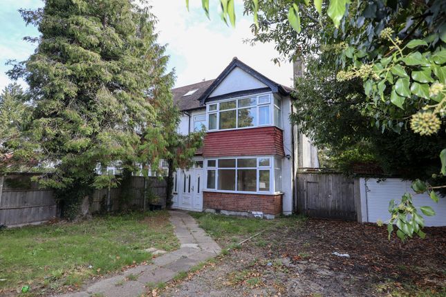 Woodcote Grove Road, Coulsdon 3 bed semi