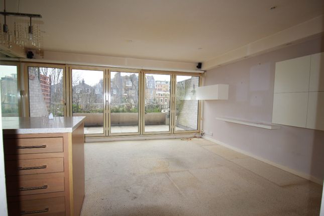 St Georges Field, Marble Arch, W2 2 bed maisonette for sale