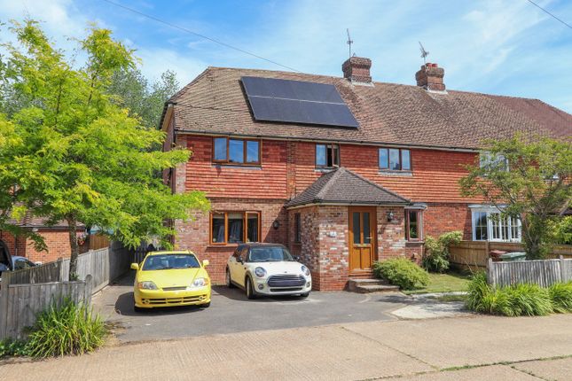 Flimwell Close, Flimwell, Wadhurst, TN5 4 bed semi