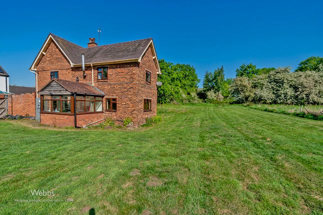 Queens Road, Calf Heath... 3 bed detached house for sale