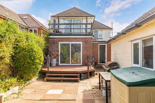 4 bedroom flat for sale