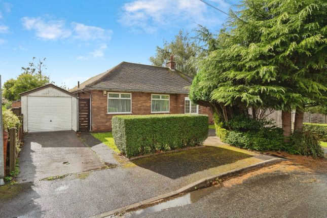 Springclough Avenue, Manchester M28 4 bed bungalow for sale