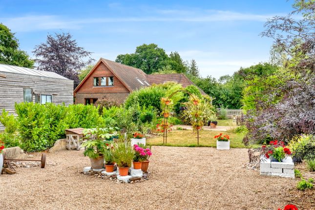 Petersfield Road, Alresford SO24 4 bed detached house for sale
