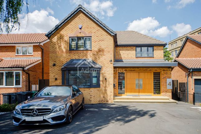 Oldmill View, Dewsbury 4 bed detached house for sale