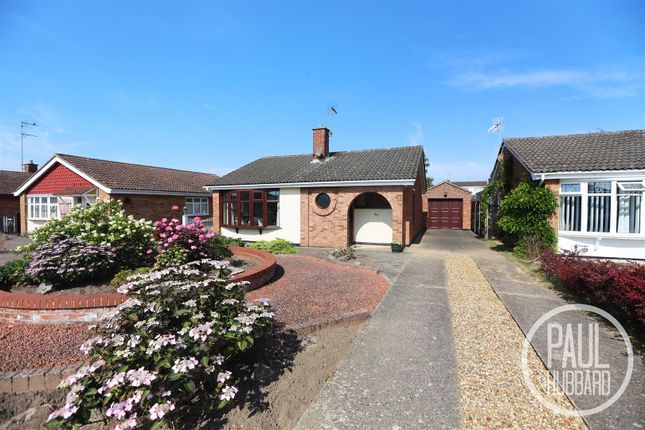 Lyngate Avenue, Lowestoft 2 bed detached bungalow for sale