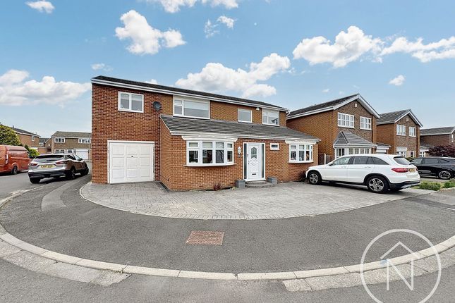 5 bedroom detached house for sale