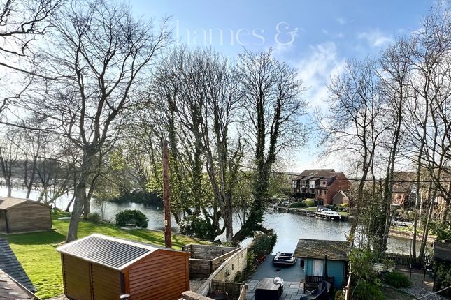 Temple Lane, Marlow SL7 3 bed cottage for sale