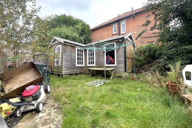3 bedroom flat for sale